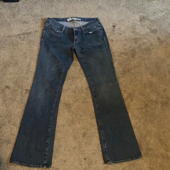 Laguna B  Jeans - Picture 5 of 6